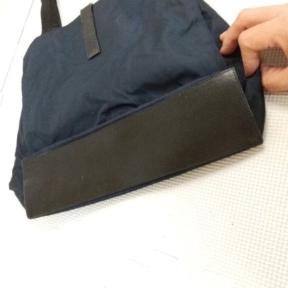 Prada Nylon Tessuto Tote Bag w/Guarantee Card💥PRICE DROP💥 - Picture 8 of 15